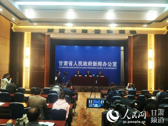 新聞發(fā)布會現(xiàn)場。（高翔 攝）