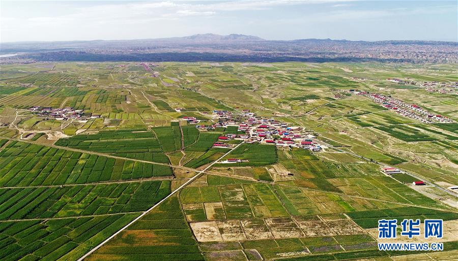 （壯麗70年·奮斗新時(shí)代——共和國(guó)發(fā)展成就巡禮·圖文互動(dòng)）（1）生態(tài)美、百姓富——品讀嶄新“寧夏畫(huà)卷”