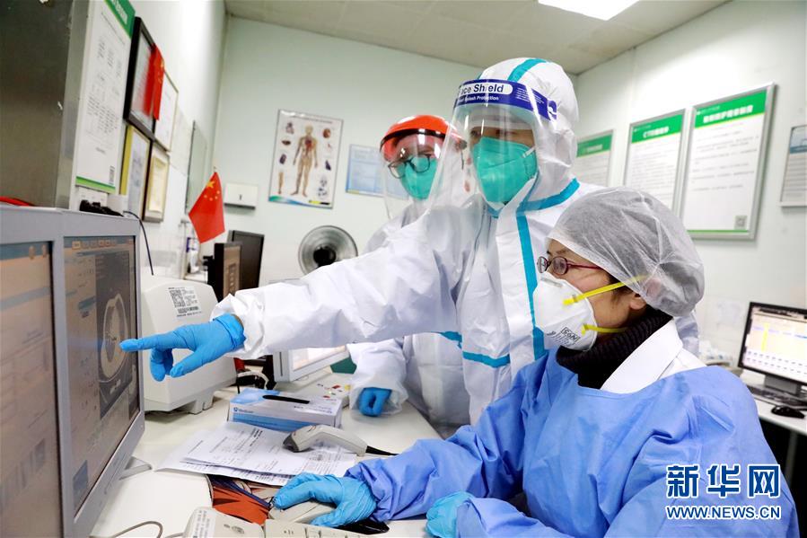 (在習近平新時代中國特色社會主義思想指引下——新時代新作為新篇章·習近平總書記關(guān)切事·圖文互動)(7)高擎利劍驅(qū)疫魔——科研攻關(guān)助力湖北戰(zhàn)“疫”記