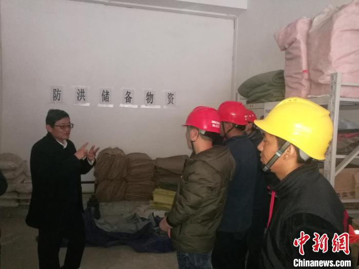 圖為西藏自治區(qū)應(yīng)急管理廳儲(chǔ)備的防洪救災(zāi)物資(資料圖)。西藏自治區(qū)應(yīng)急管理廳 供圖