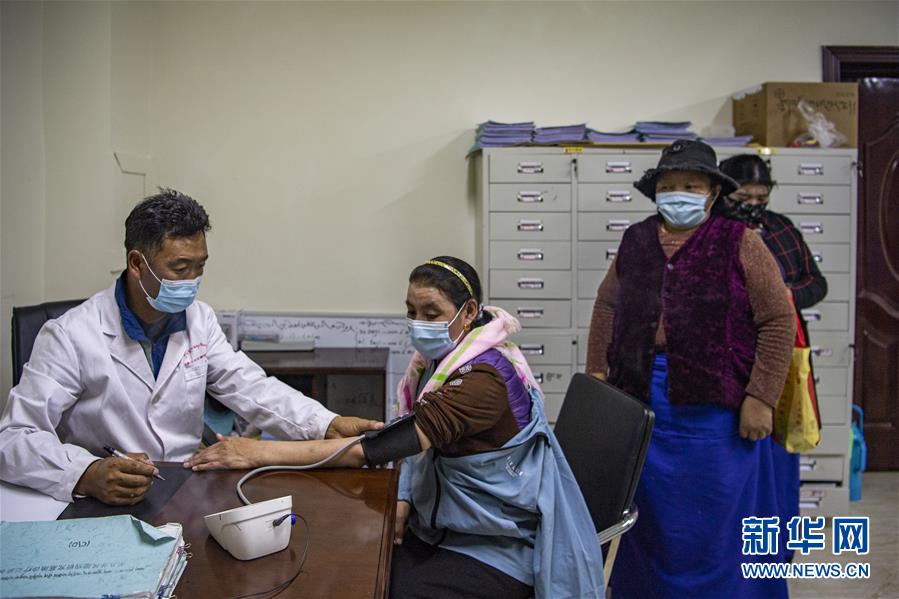 （新華全媒頭條·走向我們的小康生活·圖文互動）（6）扎西德勒，我們的新家園——西藏易地扶貧搬遷搬出幸福美好新生活