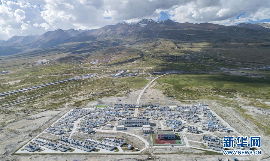 （新華全媒頭條·走向我們的小康生活·圖文互動）（1）扎西德勒，我們的新家園——西藏易地扶貧搬遷搬出幸福美好新生活