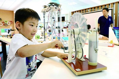 激勵(lì)創(chuàng)新，樹(shù)立“強(qiáng)國(guó)有我”鴻鵠志