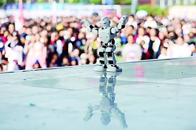 激勵(lì)創(chuàng)新，樹(shù)立“強(qiáng)國(guó)有我”鴻鵠志